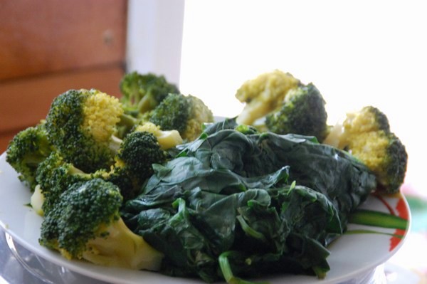 Ricette di stagione: zuppa di broccoletti e spinaci